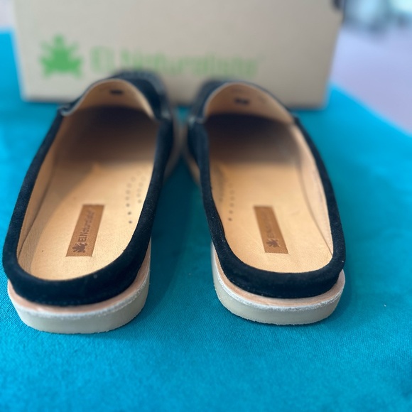 El Naturalista Women's Black Loafers - Picture 4 of 4